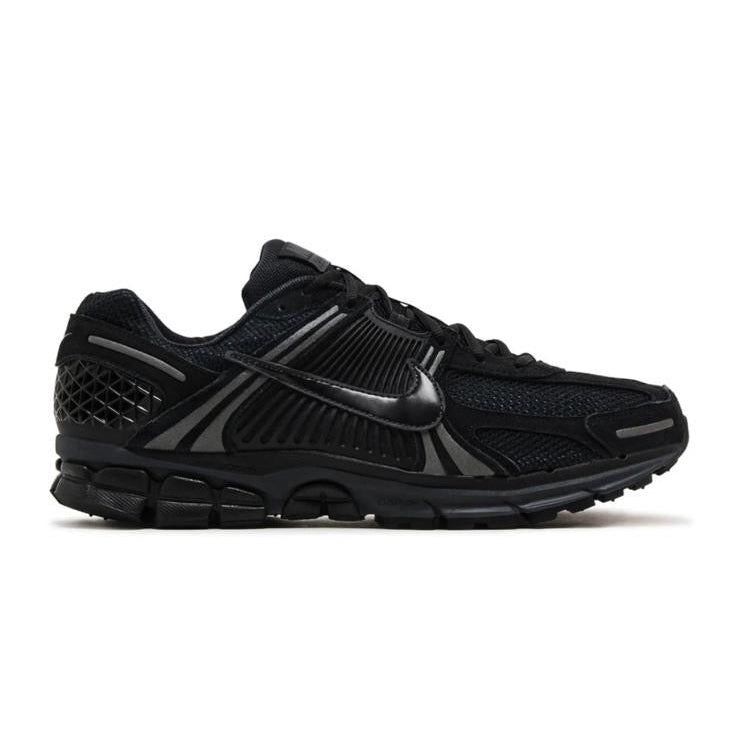 Vomero 5 Black